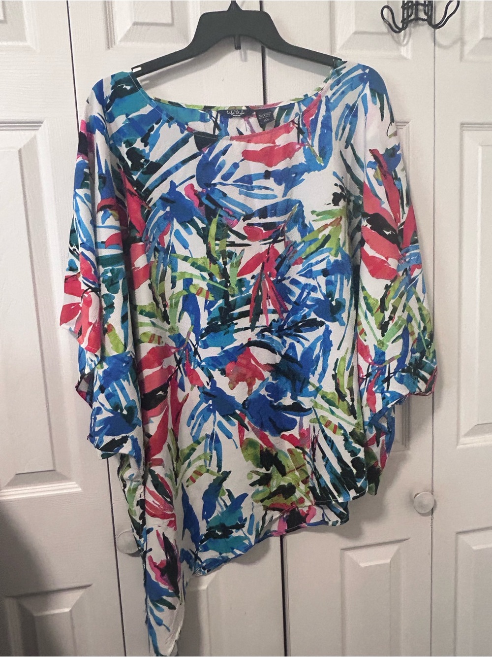 Lifestyle Woman Tropical Multicolor Poncho/Tunic Top with Asymmetrical Hem